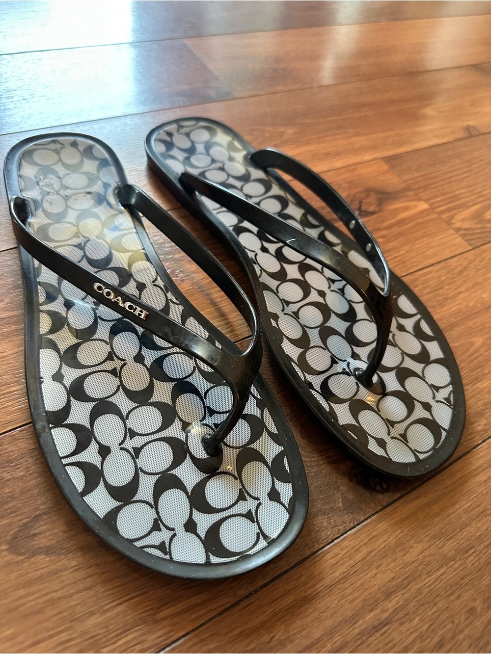 COACH "Lyra" Plastic Flip Flops with Logo. Size 10